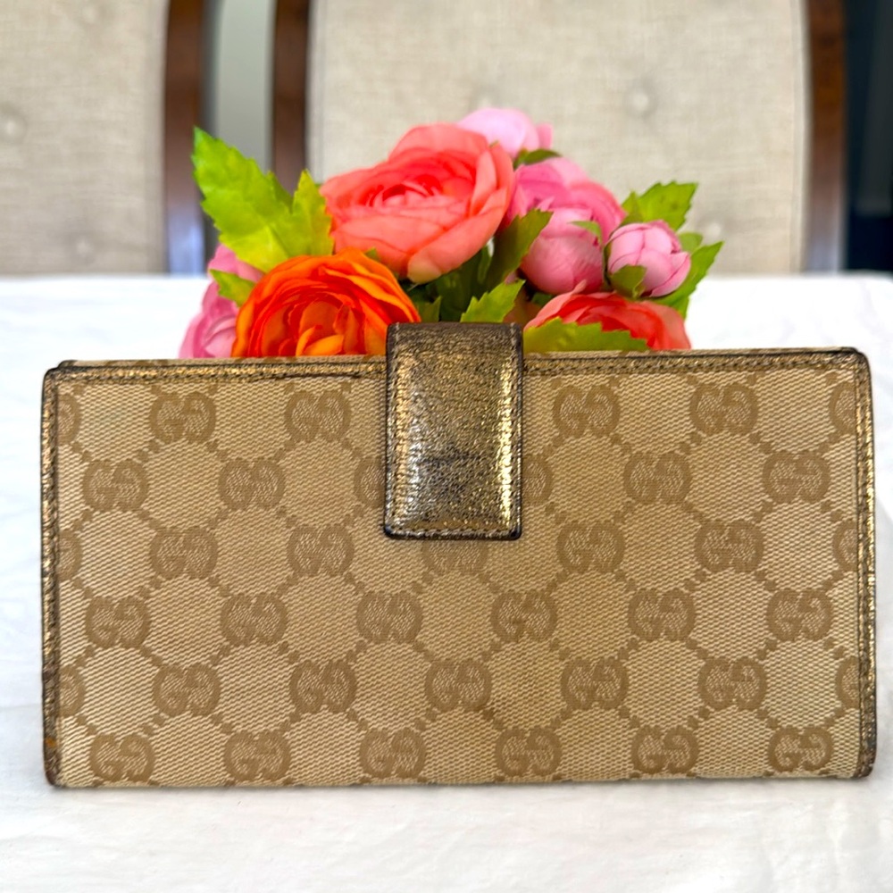 Authentic Gucci Golf Monogram Wallet with Bow Accent - Picture 2 of 12